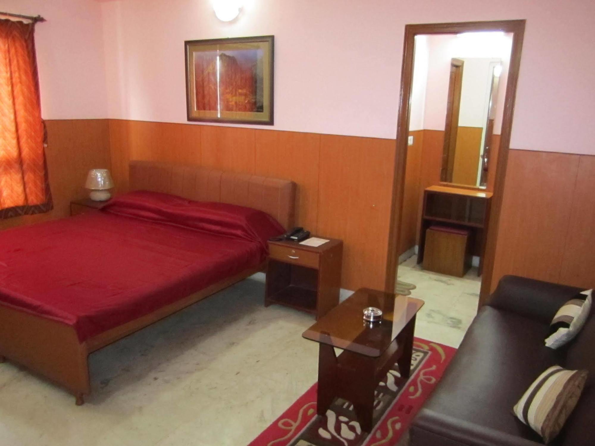 Malik Kolkata